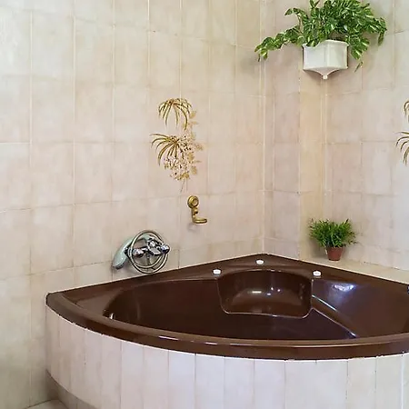 Chilches Sleeps 8 Pool Wifi * Chilches (Andalucia)